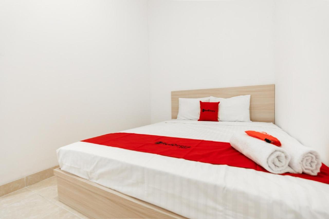 Reddoorz @ Graha Cemerlang Maros Kallikalli Екстериор снимка
