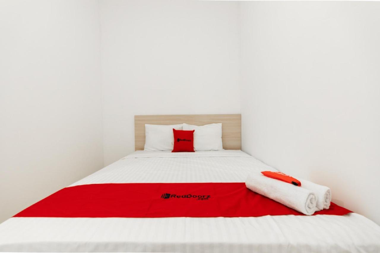 Reddoorz @ Graha Cemerlang Maros Kallikalli Екстериор снимка