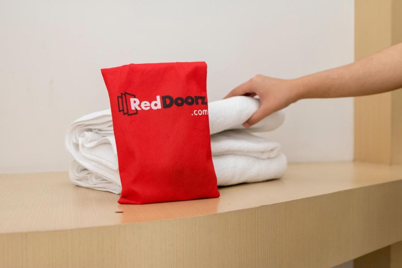Reddoorz @ Graha Cemerlang Maros Kallikalli Екстериор снимка